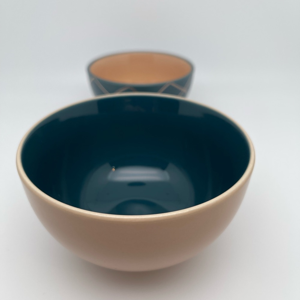 Ceramic Set of 3 Nesting Bowls, Design w/Gold Trim by Chic & Tonic Teal & Peachy - Picture 9 of 13